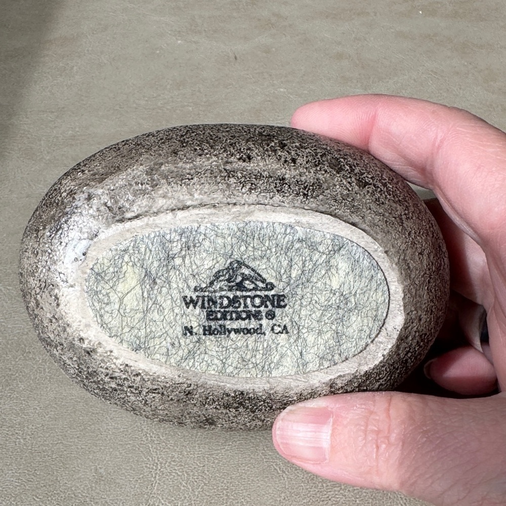 Windstone Ed 6 Baby Dragon Egg 4.5" - Picture 4 of 5